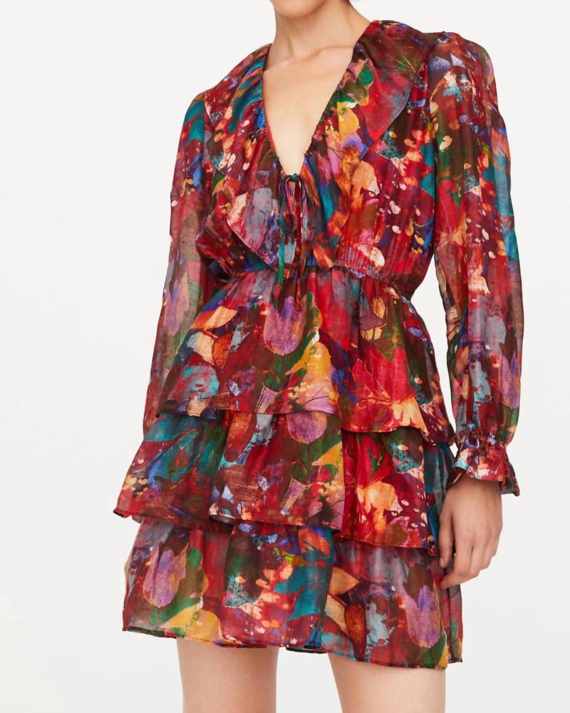 Front of a model wearing a size L Una Dress In Lotus in Lotus by Marie Oliver. | dia_product_style_image_id:342365
